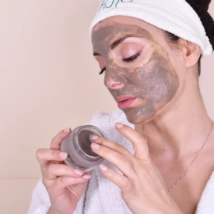 maschera-viso-scrub-ricarichiò-2